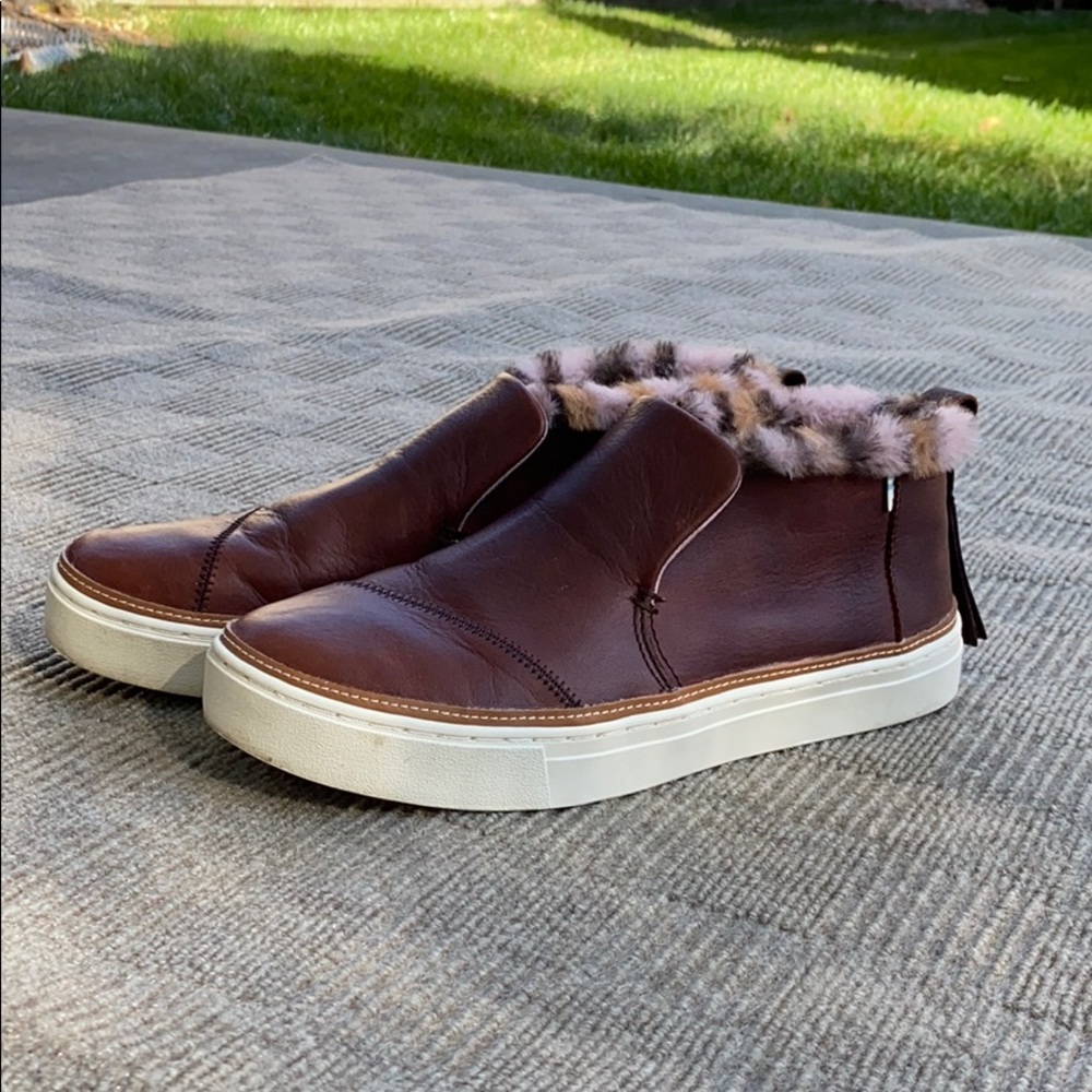 Toms Womens Paxton Leather Sneakers
